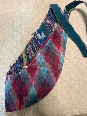 Sash Bag, Fine Diamond Berry IKAT pattern